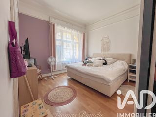  Immeuble � vendre 227 m�