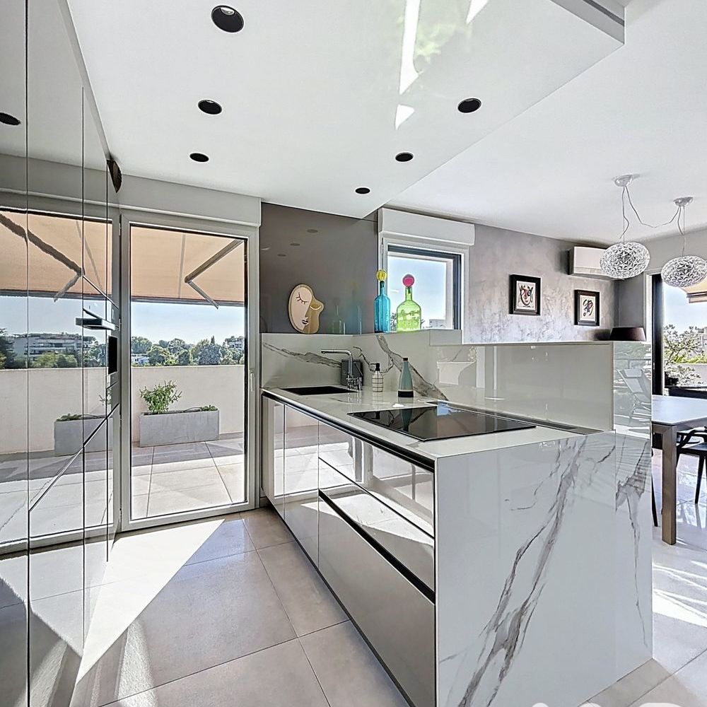 � vendre  Appartement Saint-Laurent-du-Var (06700)