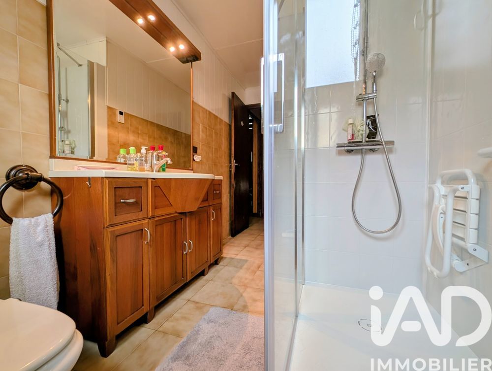 � vendre  Maison Les Angles (66210)