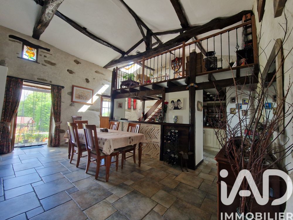 � vendre  Maison Mach� (85190)