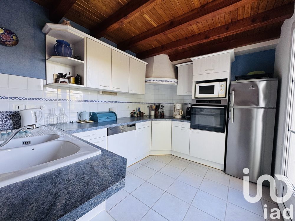 � vendre  Maison Les Portes-en-R� (17880)