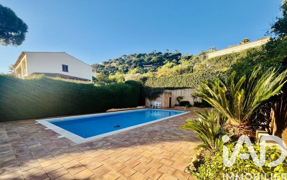 � vendre  Maison Sainte-Maxime (83120)