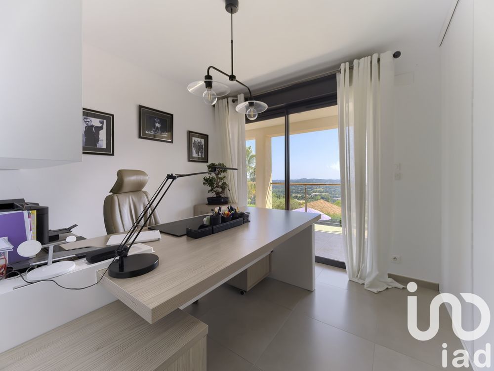 � vendre  Villa Ch�teauneuf-Grasse (06740)