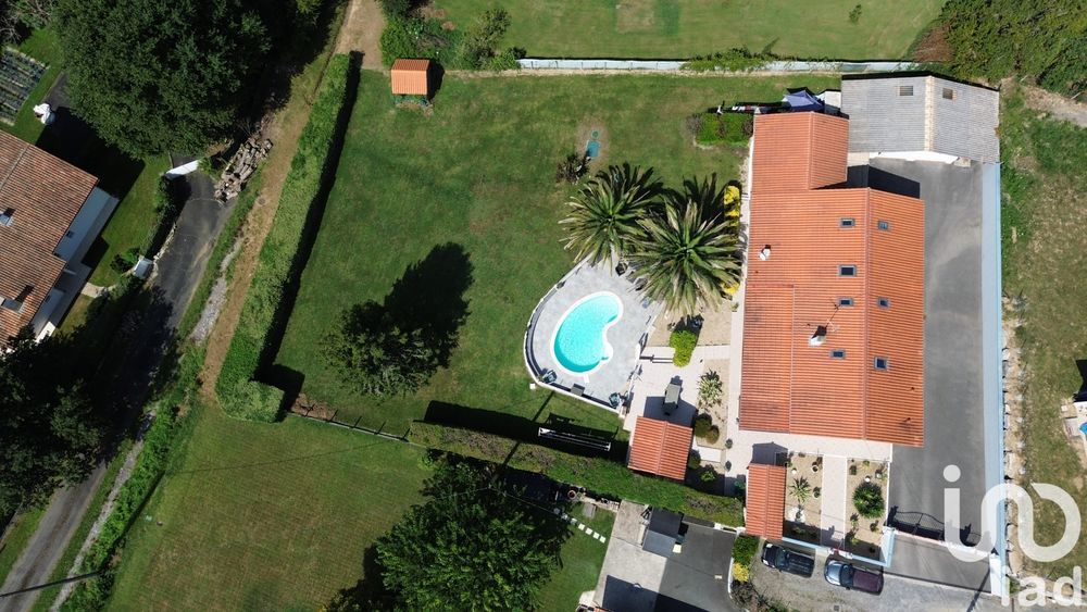 � vendre  Maison Mouguerre (64990)