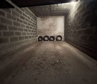  Parking / Garage � vendre 15 m�