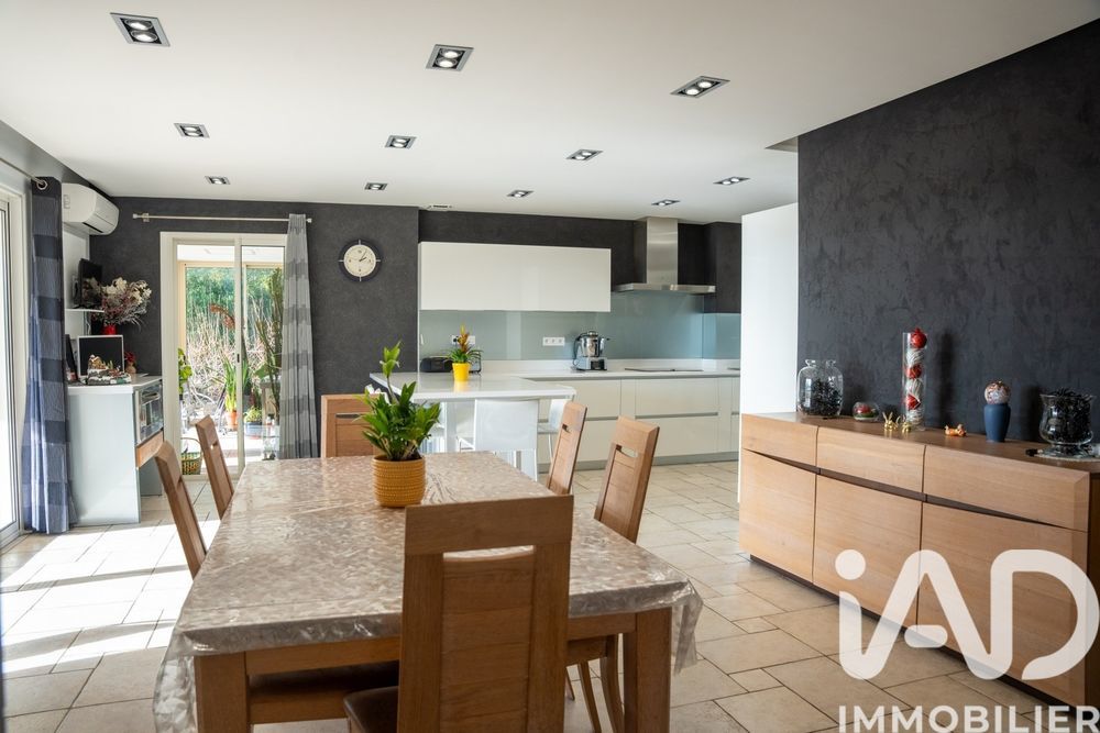 � vendre  Maison Crest (26400)