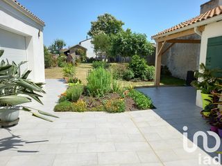  Maison � vendre 9 pi�ces 230 m�