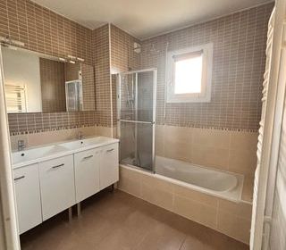  Appartement � vendre 3 pi�ces 63 m�