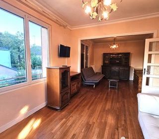  Maison � vendre 3 pi�ces 130 m�