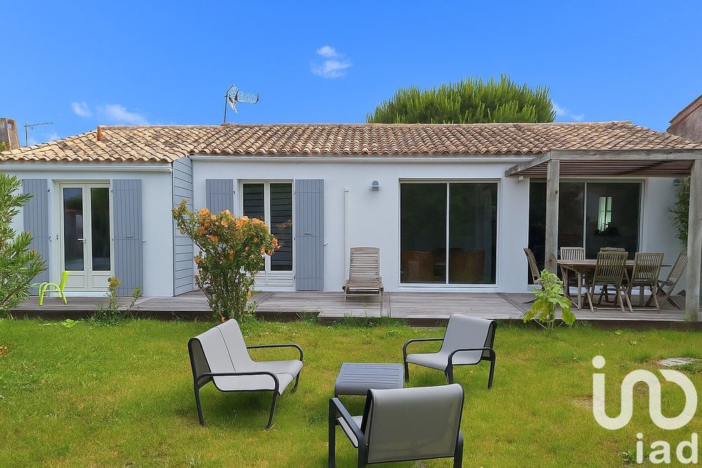 � vendre  Maison Saint-Martin-de-R� (17410)