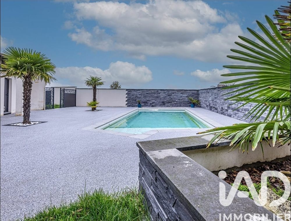 � vendre  Maison Nieul-sur-Mer (17137)