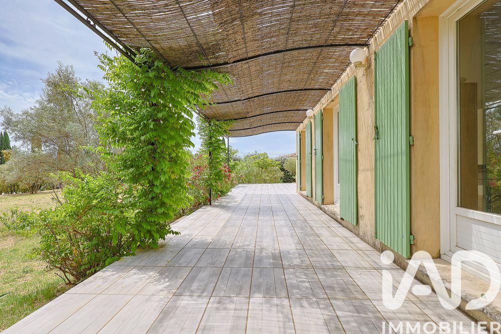 � vendre  Maison �guilles (13510)