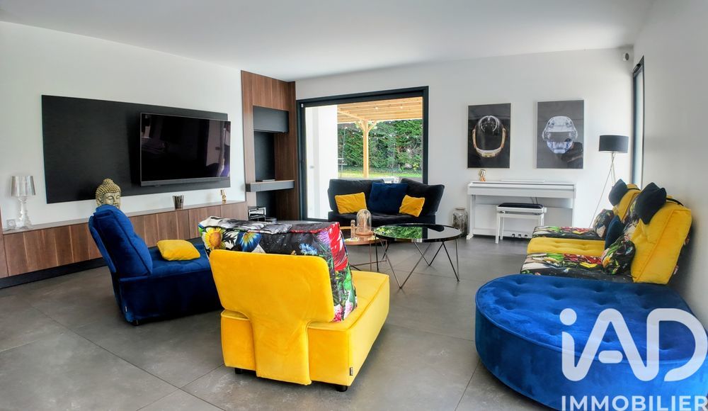 � vendre  Villa Sury-le-Comtal (42450)