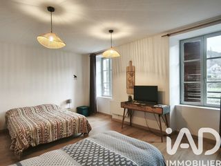 Maison � vendre 7 pi�ces 210 m�