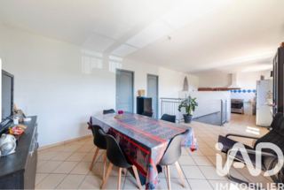  Immeuble � vendre 236 m�