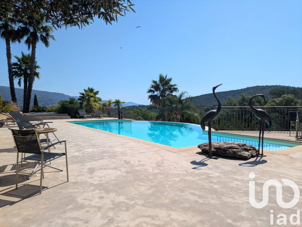 � vendre  Maison Bormes-les-Mimosas (83230)