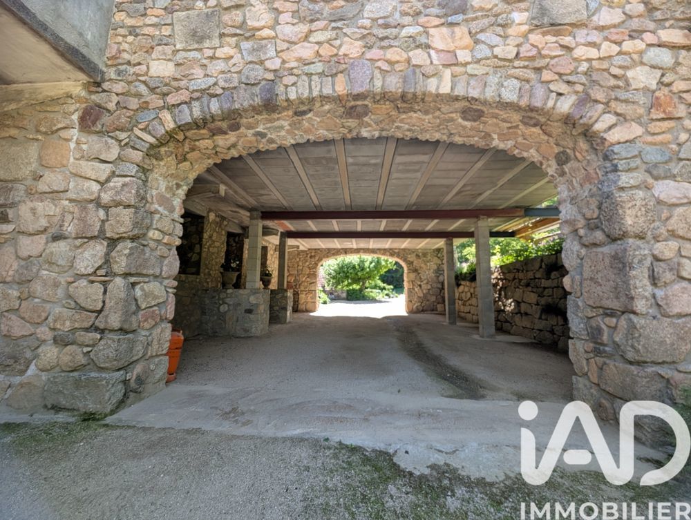 � vendre  Maison Saint-Laurent-de-Cerdans (66260)