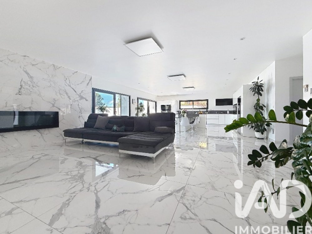 � vendre  Maison Llupia (66300)