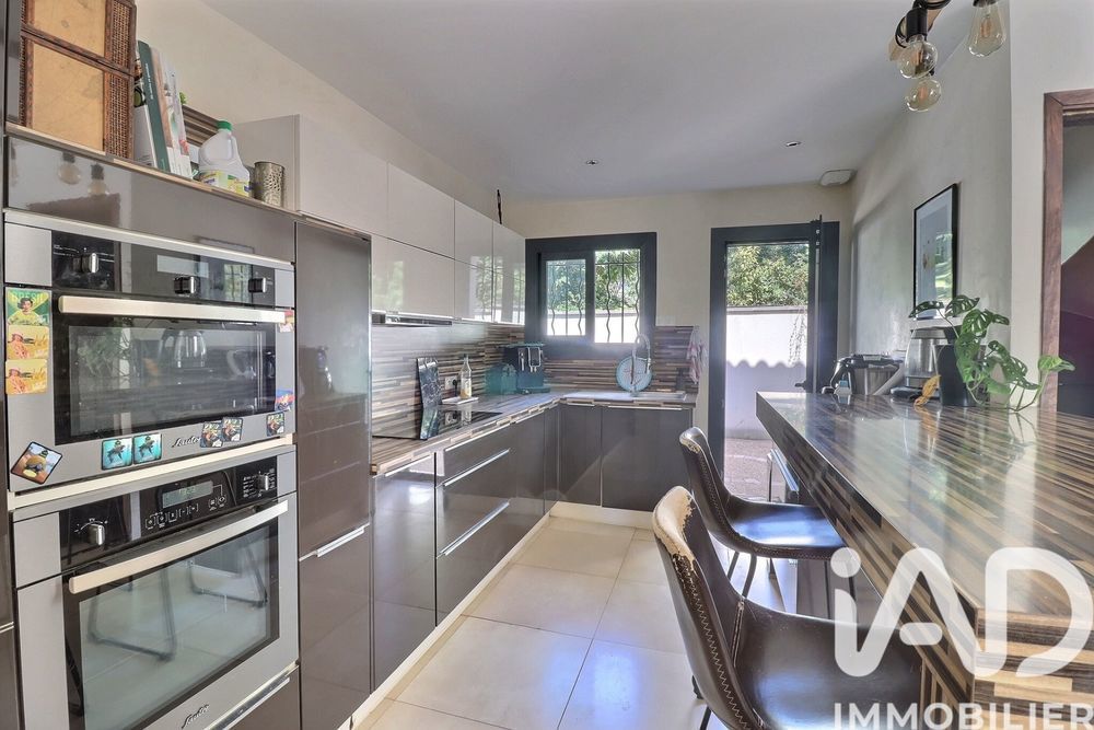 � vendre  Maison Saint-Cyr-sur-Mer (83270)