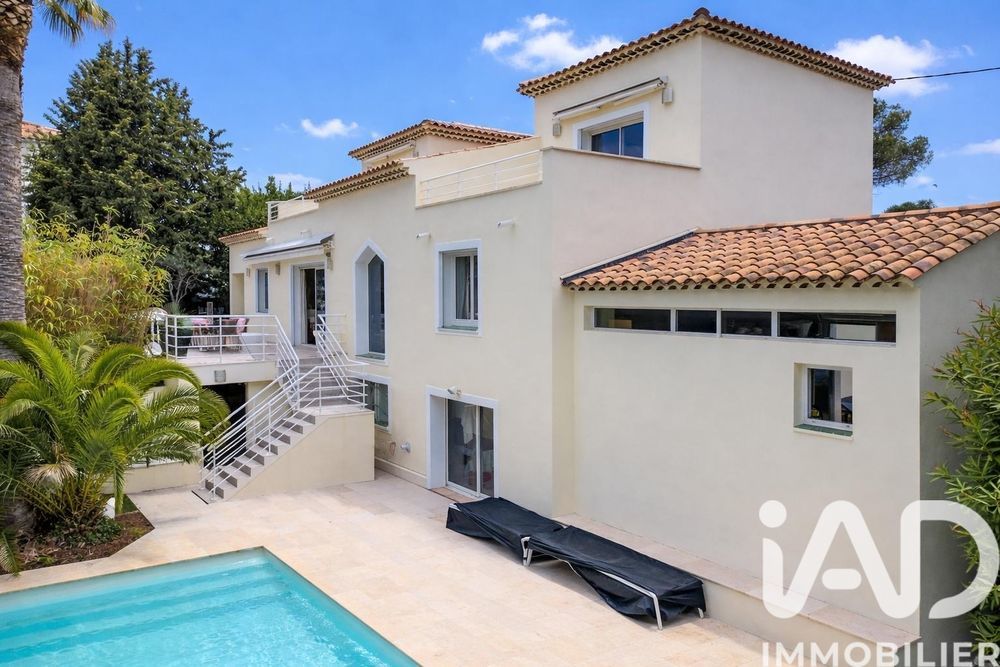 � vendre  Maison Saint-Rapha�l (83700)