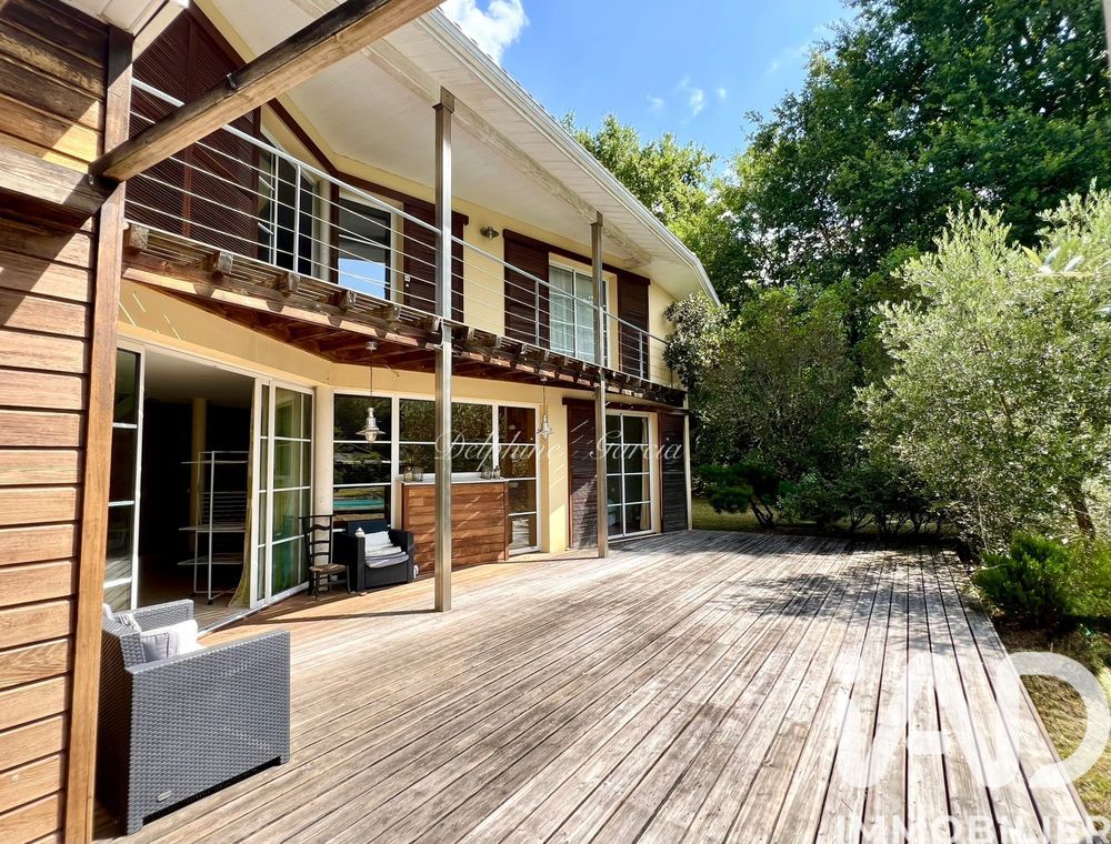 � vendre  Villa Salles (33770)