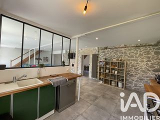  Maison � vendre 10 pi�ces 240 m�