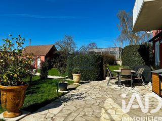  Maison � vendre 8 pi�ces 210 m�