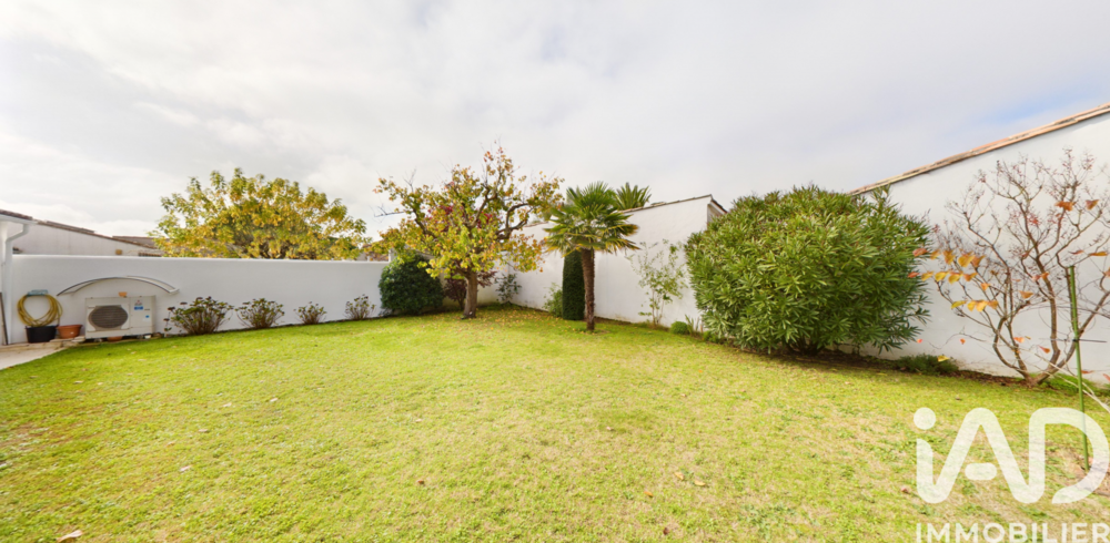 � vendre  Maison Loix (17111)