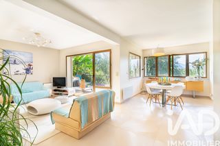  Maison � vendre 9 pi�ces 234 m�