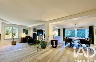  Maison � vendre 9 pi�ces 246 m�