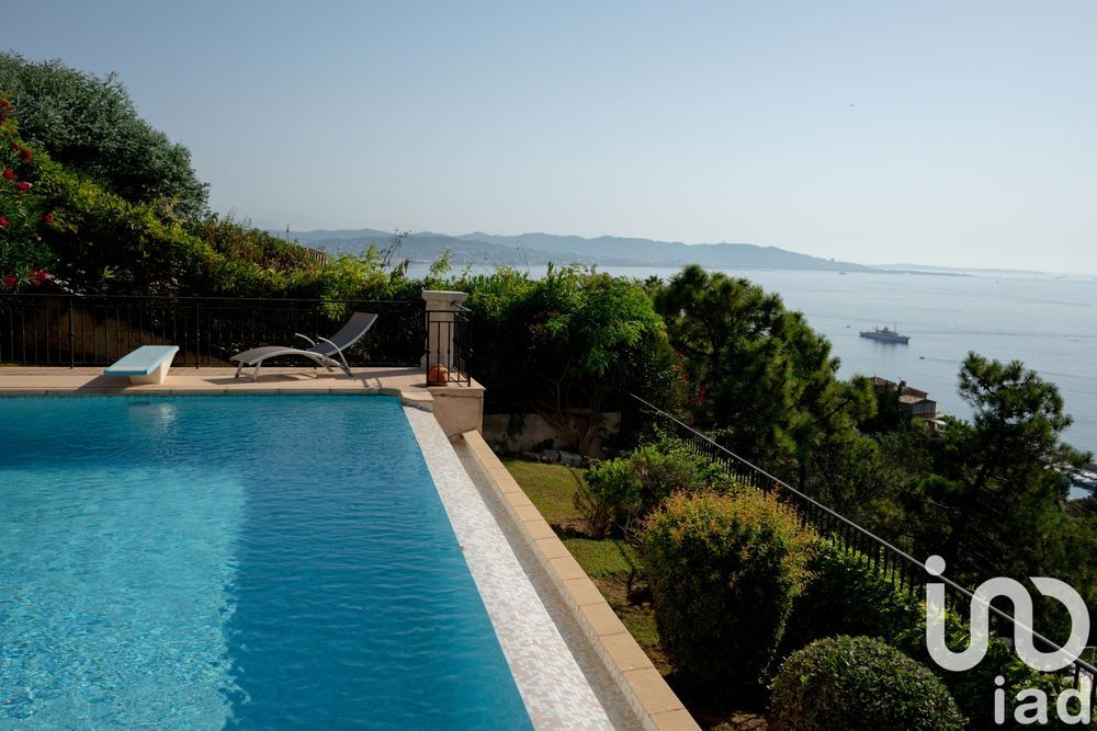 � vendre  Maison Th�oule-sur-Mer (06590)