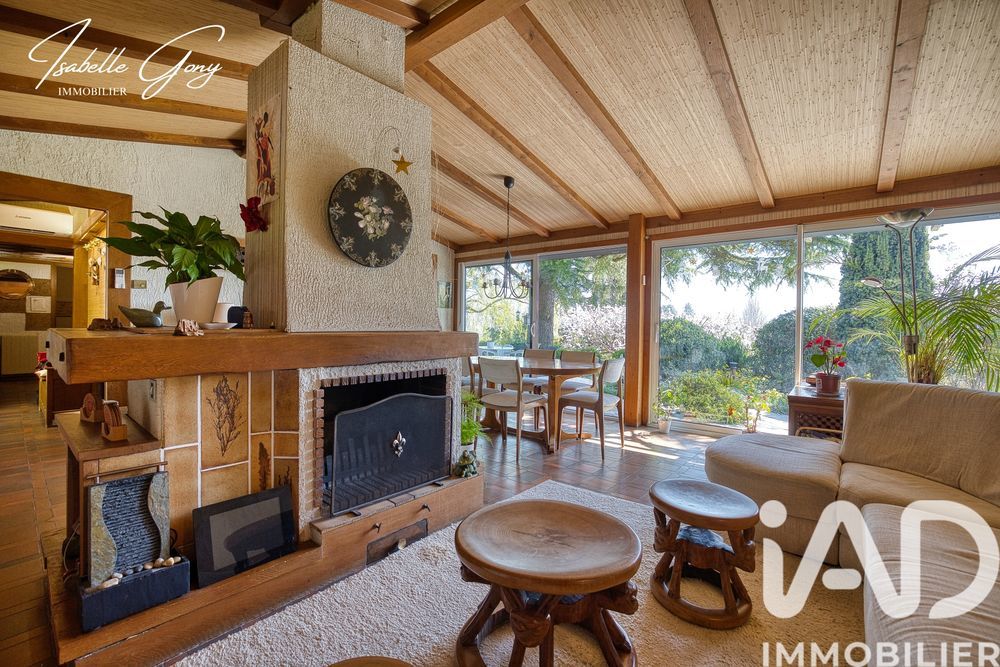 � vendre  Maison Divonne-les-Bains (01220)