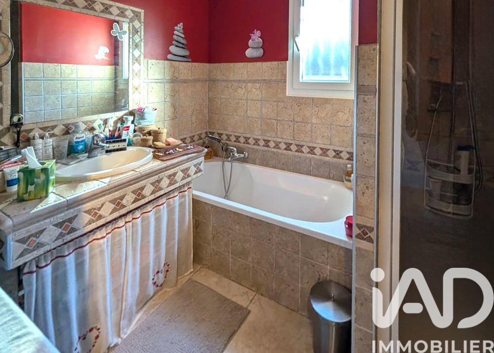 � vendre  Maison Pierrefeu-du-Var (83390)