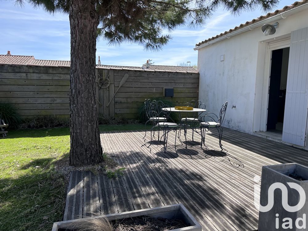 � vendre  Maison Saint-Martin-de-R� (17410)