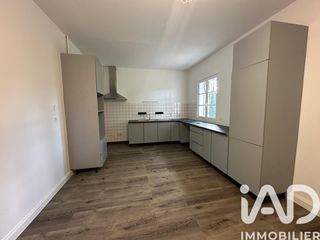  Maison � louer 7 pi�ces 220 m�