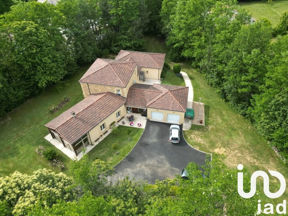 � vendre  Maison Marcillac-Saint-Quentin (24200)