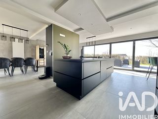  Maison � vendre 8 pi�ces 207 m�