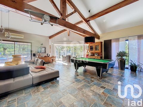   Vente Maison/villa 9 pi�ces Maison - 9 pi�ce(s) - 242 m�