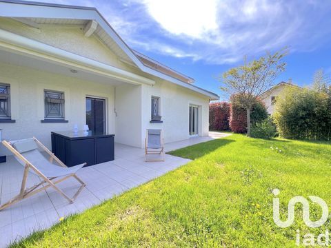   Vente Maison d'architecte 7 pi�ces Villa - 7 pi�ce(s) - 233 m�