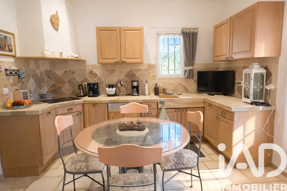 � vendre  Maison Besse-sur-Issole (83890)