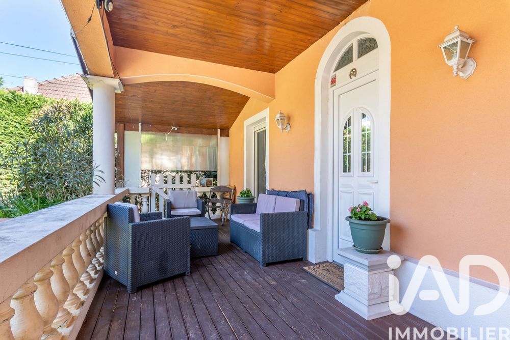 � vendre  Maison Bron (69500)