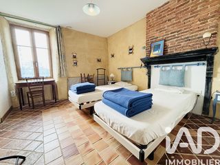  Maison � vendre 8 pi�ces 233 m�