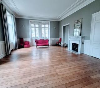  Maison � vendre 13 pi�ces 365 m�