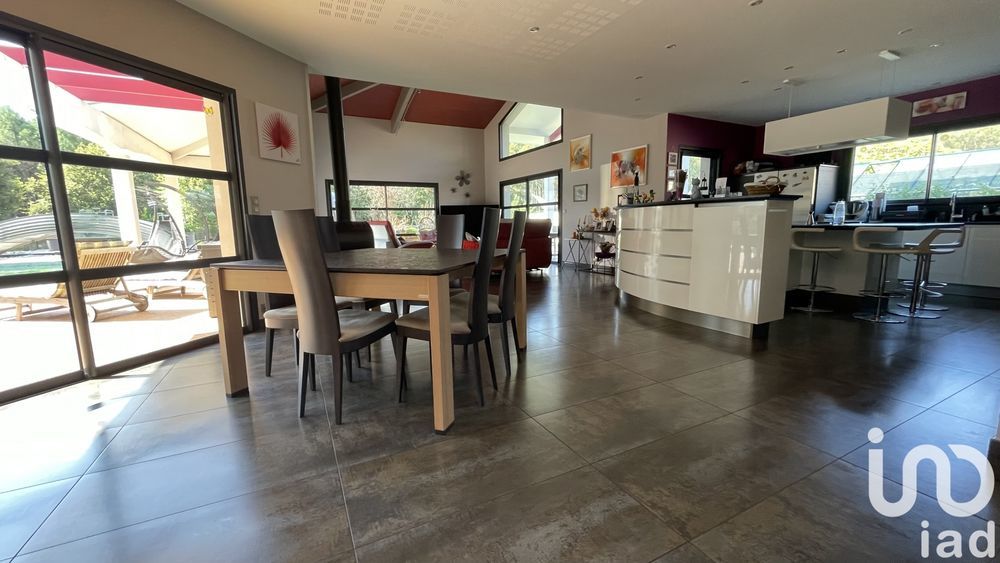 � vendre  Villa Parentis-en-Born (40160)