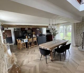  Maison � vendre 5 pi�ces 210 m�