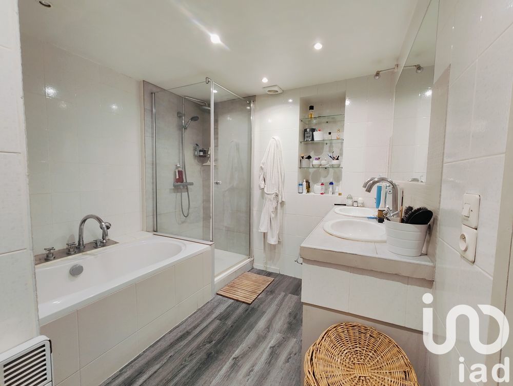 � vendre  Appartement Paris 11