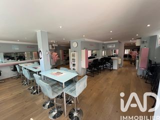  Immeuble � vendre 140 m�