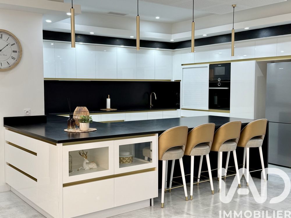 � vendre  Maison Mont�limar (26200)