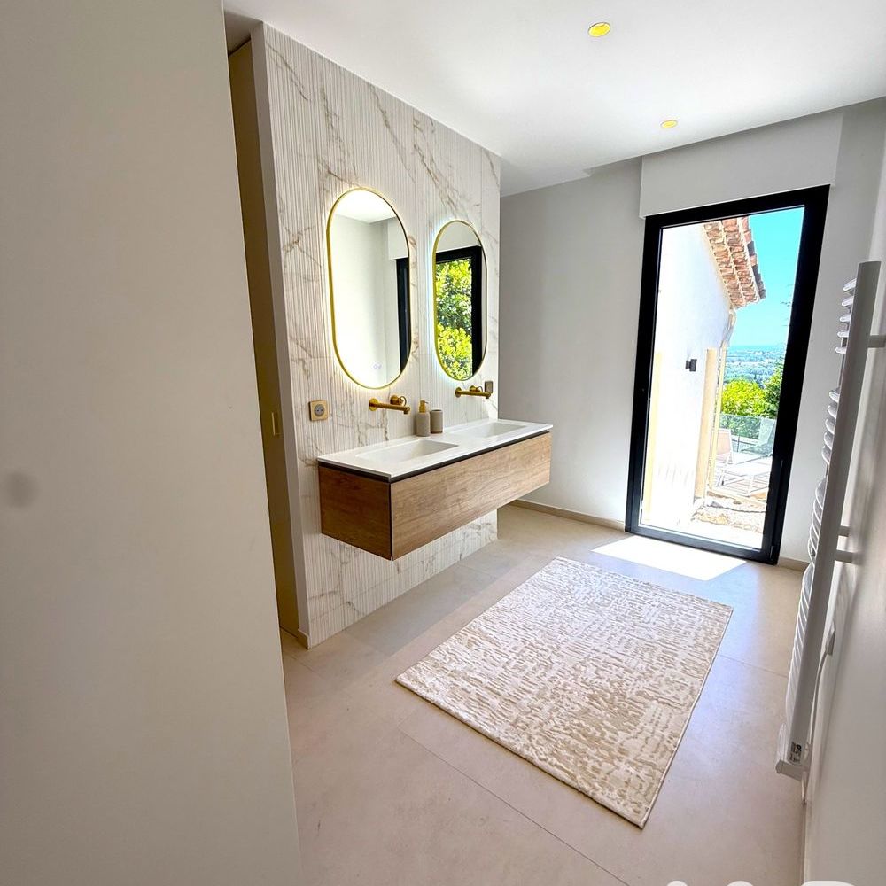 � vendre  Villa Mandelieu-la-Napoule (06210)