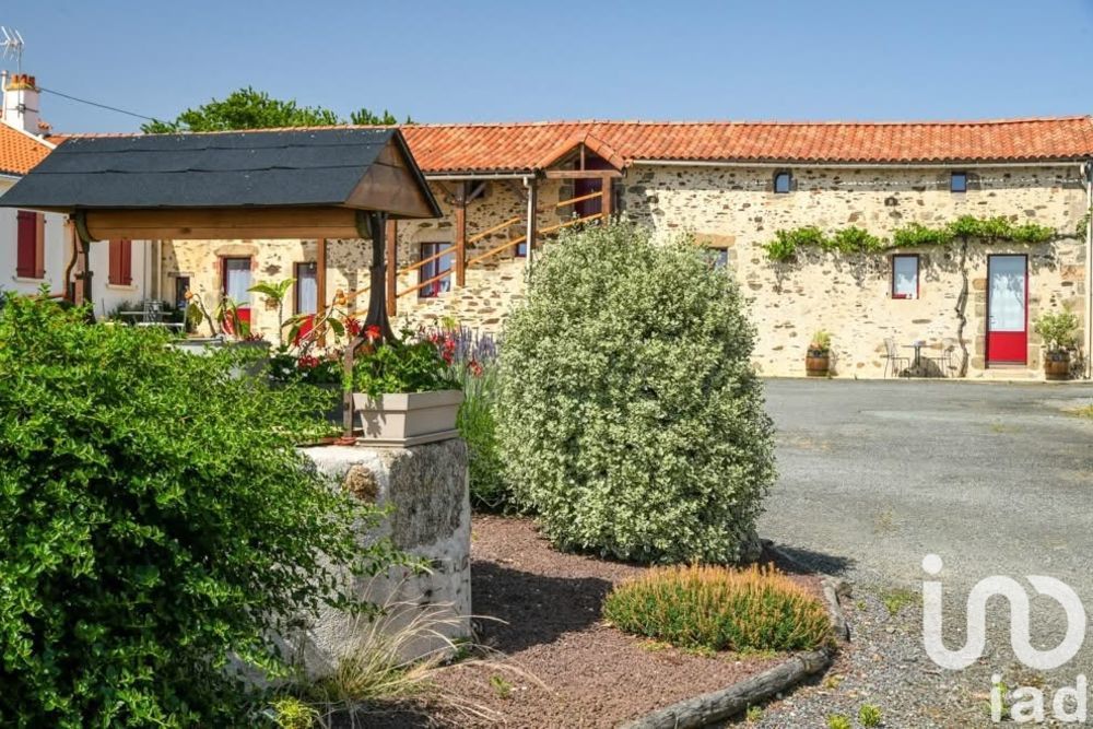 � vendre  Maison Les Herbiers (85500)